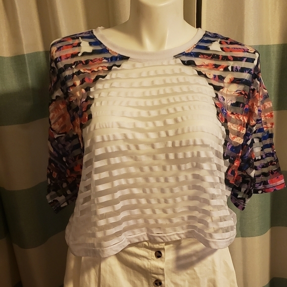 Crop top bundle - Picture 2 of 5